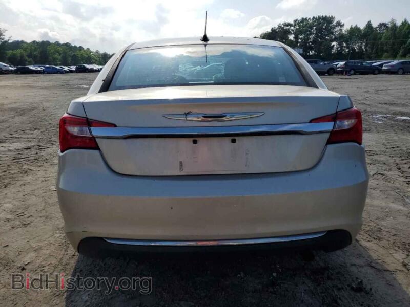 2013 Chrysler 200 (VIN 1C3CCBAB4DN735707) — фото 6 из 15
