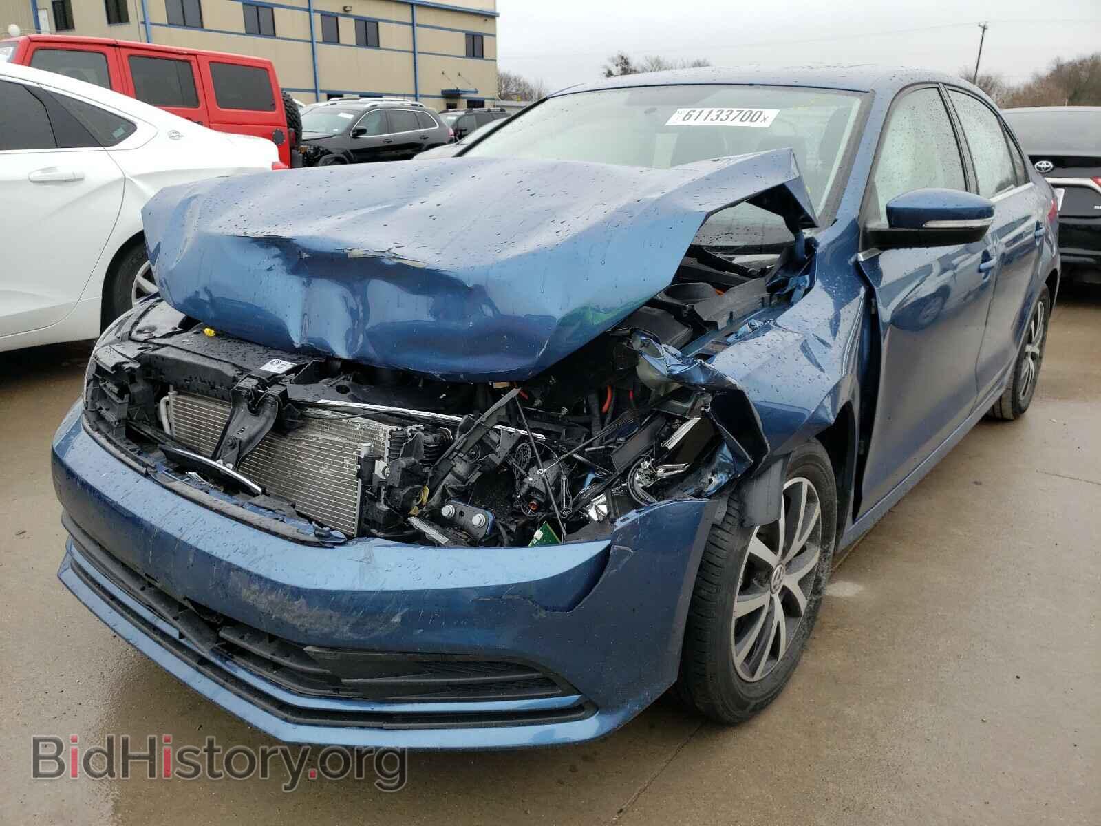 2017 VOLKSWAGEN JETTA - VIN: 3VWDB7AJ2HM292235 - Фото 2