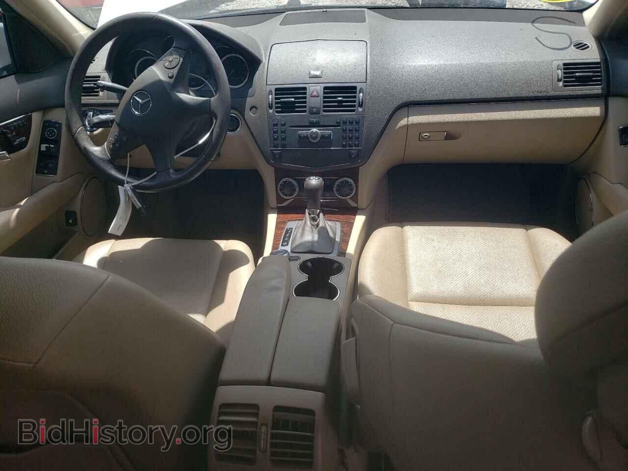 2010 MERCEDES-BENZ C-CLASS - VIN: WDDGF5EB3AR102965 - Фото 8
