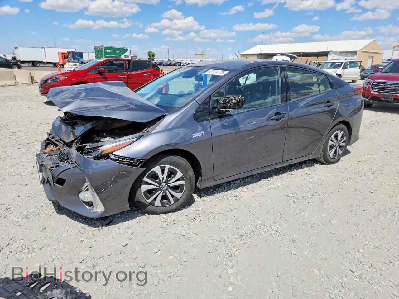Photo JTDKARFP9H3037119 - TOYOTA PRIUS 2017