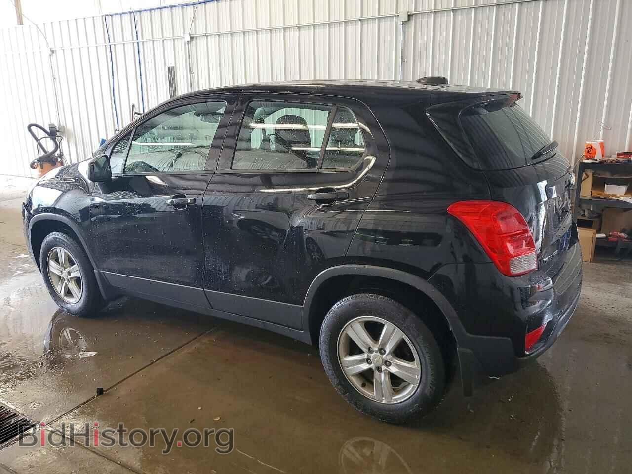 2017 CHEVROLET TRAX - VIN: 3GNCJNSB8HL269679 - Фото 2