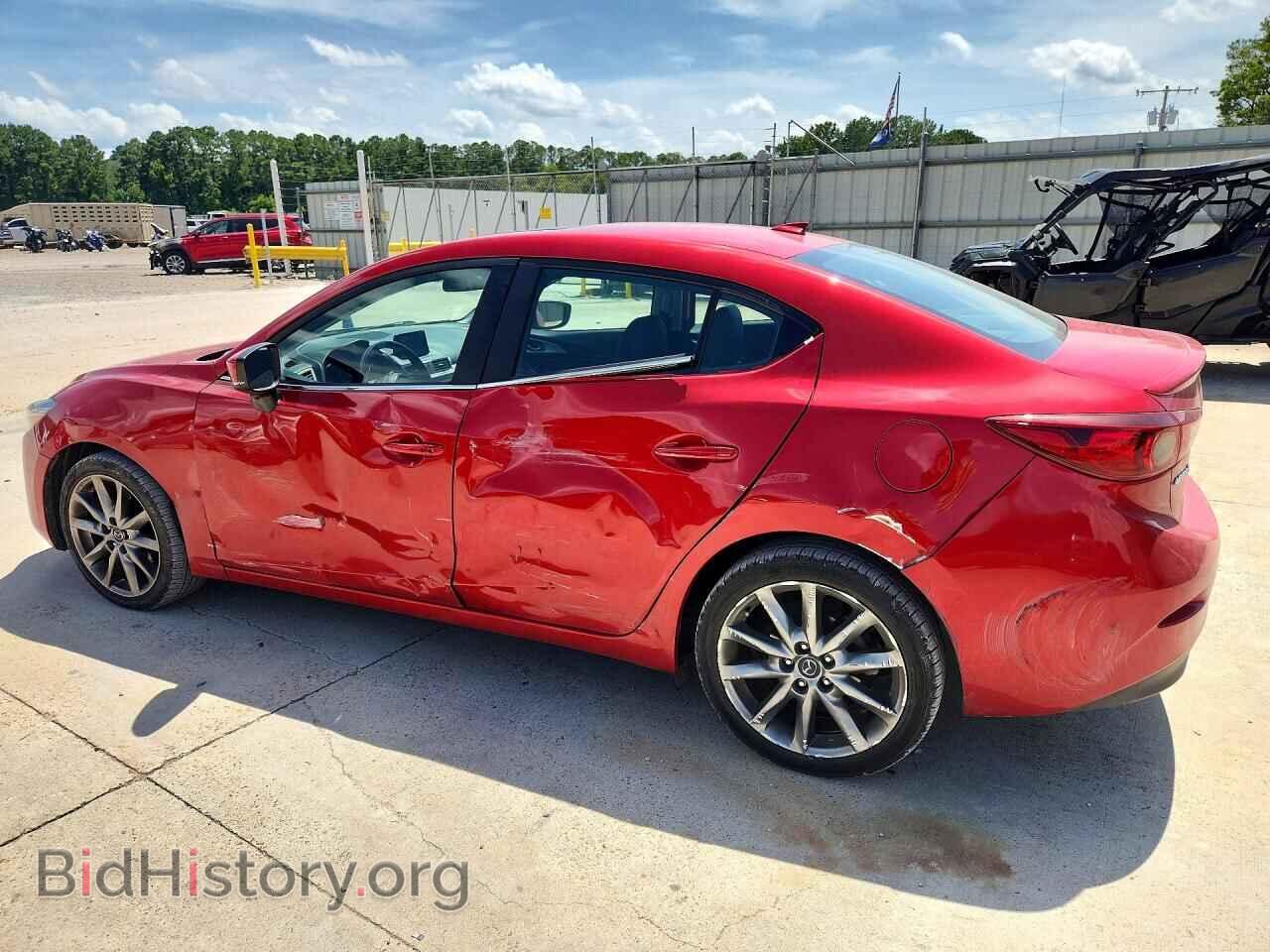 2018 MAZDA 3 - VIN: 3MZBN1V33JM255126 - Photo 2