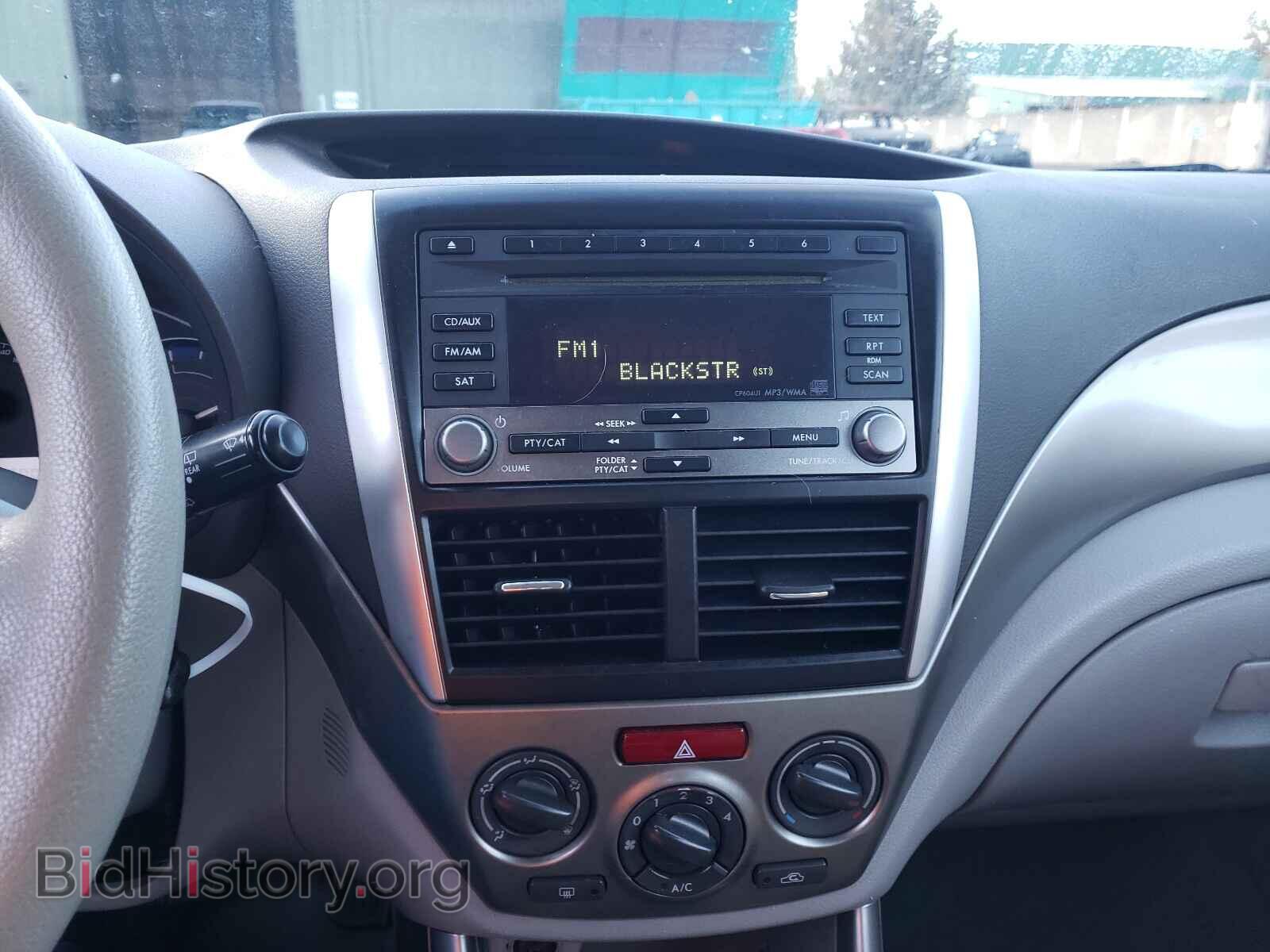 2010 SUBARU FORESTER - VIN: JF2SH6BC3AH802851 - Фото 9