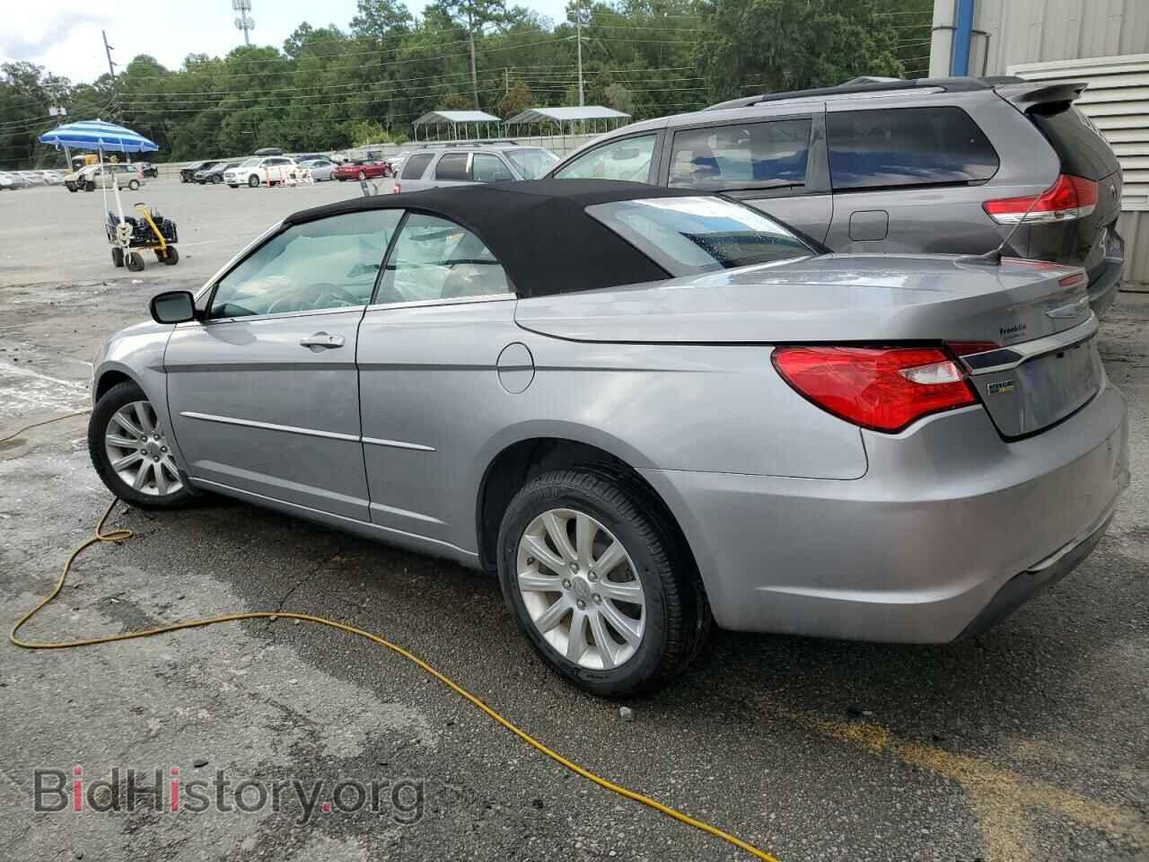 2013 CHRYSLER 200 - VIN: 1C3BCBEG7DN623498 - Фото 2
