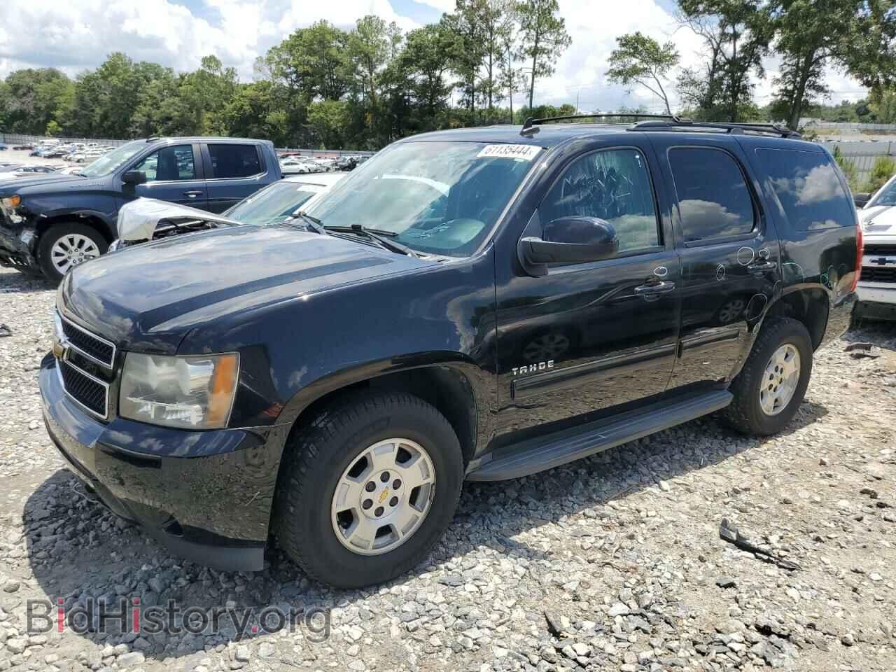 Photo 1GNSCAE02BR360813 - CHEVROLET TAHOE 2011