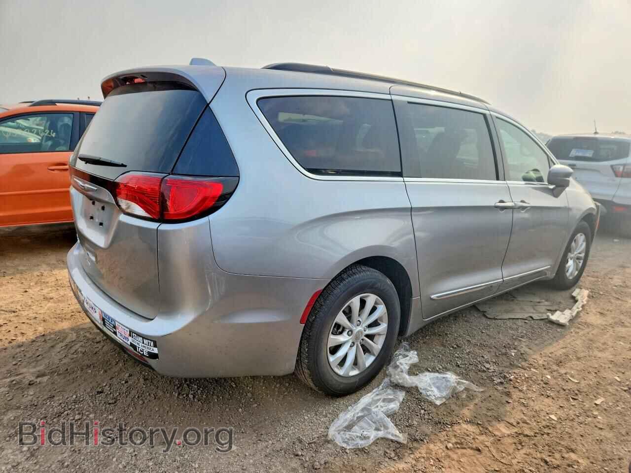 2017 CHRYSLER PACIFICA - VIN: 2C4RC1BG8HR823839 - Photo 3