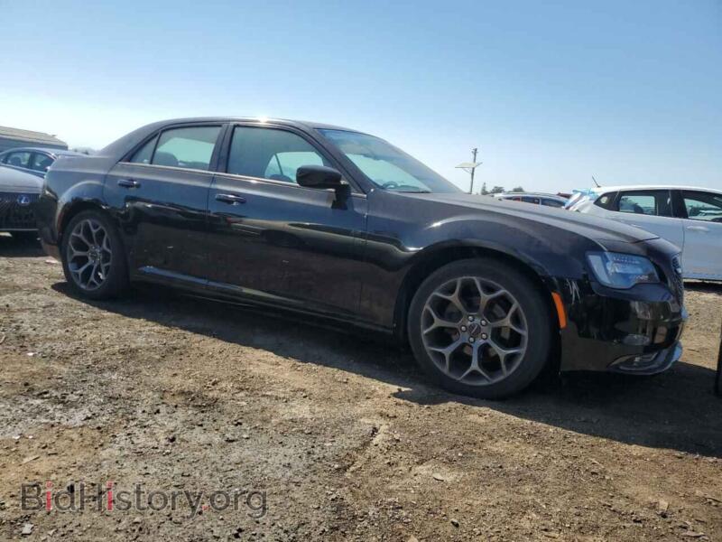 2017 Chrysler 300 (VIN 2C3CCABG3HH625864) — фото 4 из 12