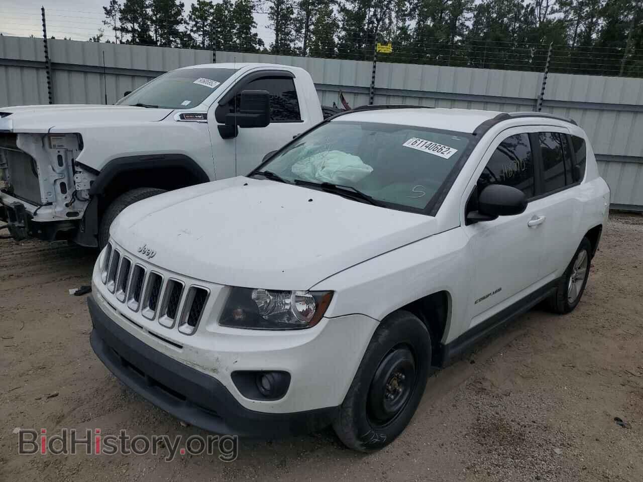 2017 JEEP COMPASS - VIN: 1C4NJCBAXHD123657 - Фото 2