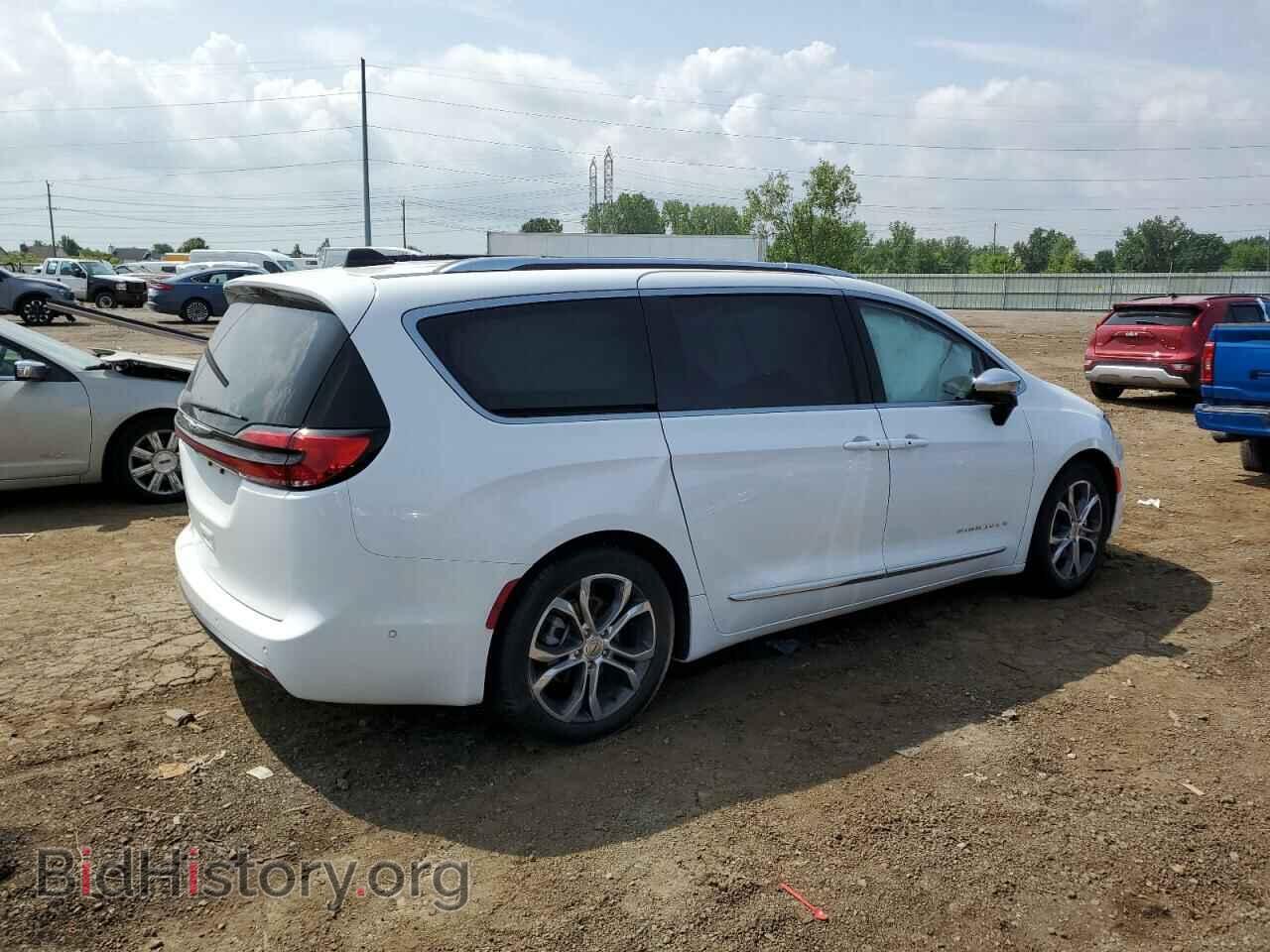 2025 CHRYSLER PACIFICA - VIN: 2C4RC1PG1SR529277 - Фото 3