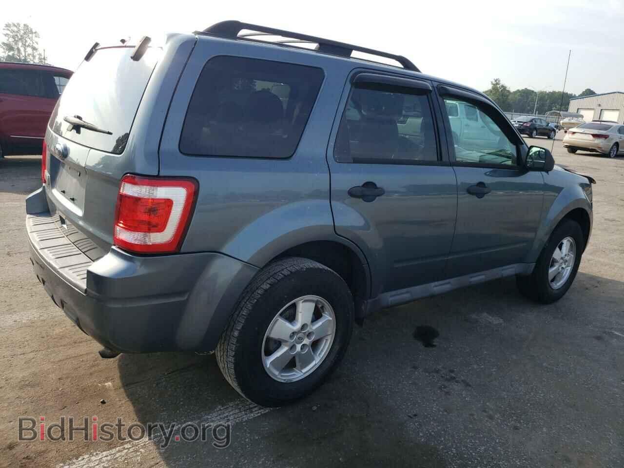 2010 FORD ESCAPE - VIN: 1FMCU0D77AKD05196 - Фото 3