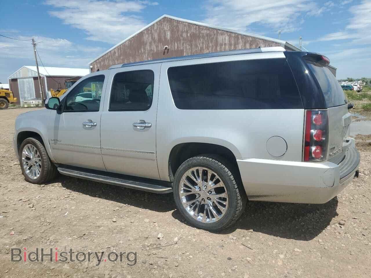 2011 GMC YUKON - VIN: 1GKS2MEF4BR377912 - Фото 2