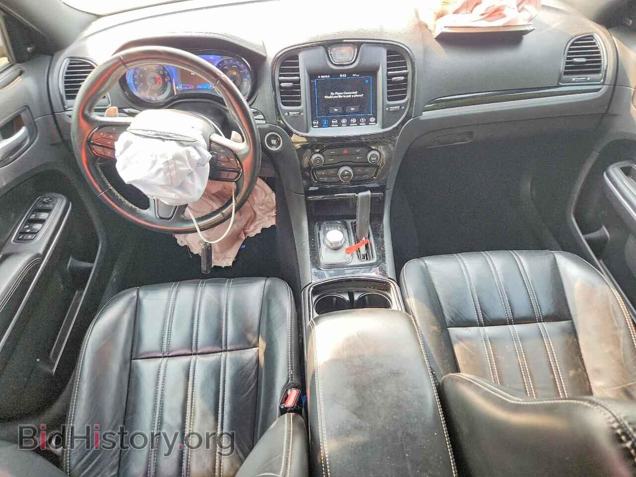 2019 CHRYSLER 300 - VIN: 2C3CCAGG6KH698419 - Фото 8