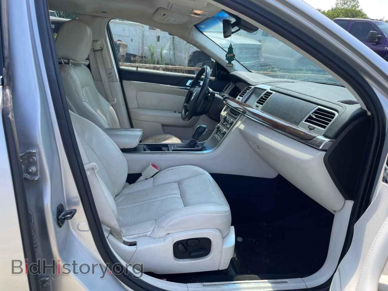 2010 LINCOLN MKS - VIN: 1LNHL9FT1AG606816 - Photo 5
