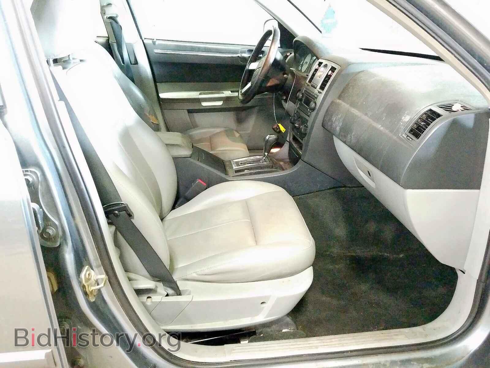 2006 CHRYSLER 300 - VIN: 2C3KA53G56H257661 - Фото 5