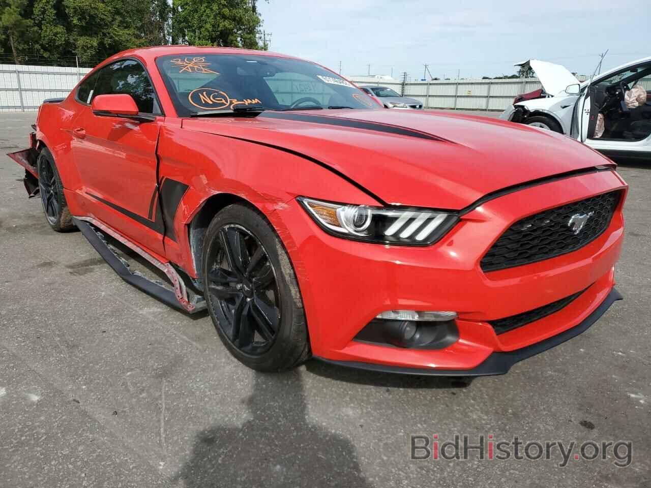 Photo 1FA6P8TH4F5335883 - FORD MUSTANG 2015