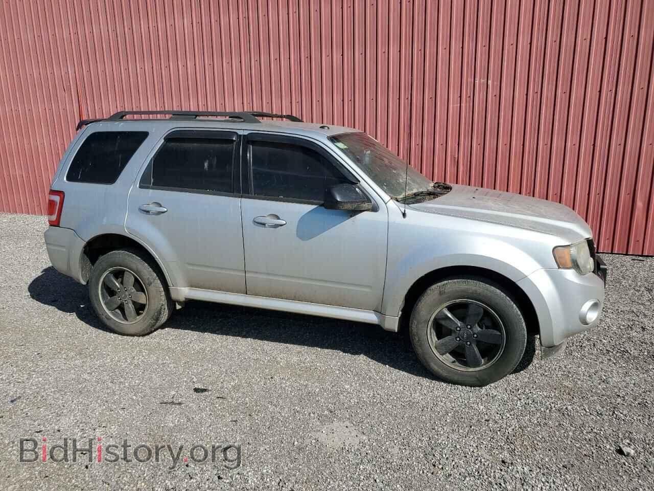2010 FORD ESCAPE - VIN: 1FMCU0D71AKC57663 - Фото 4