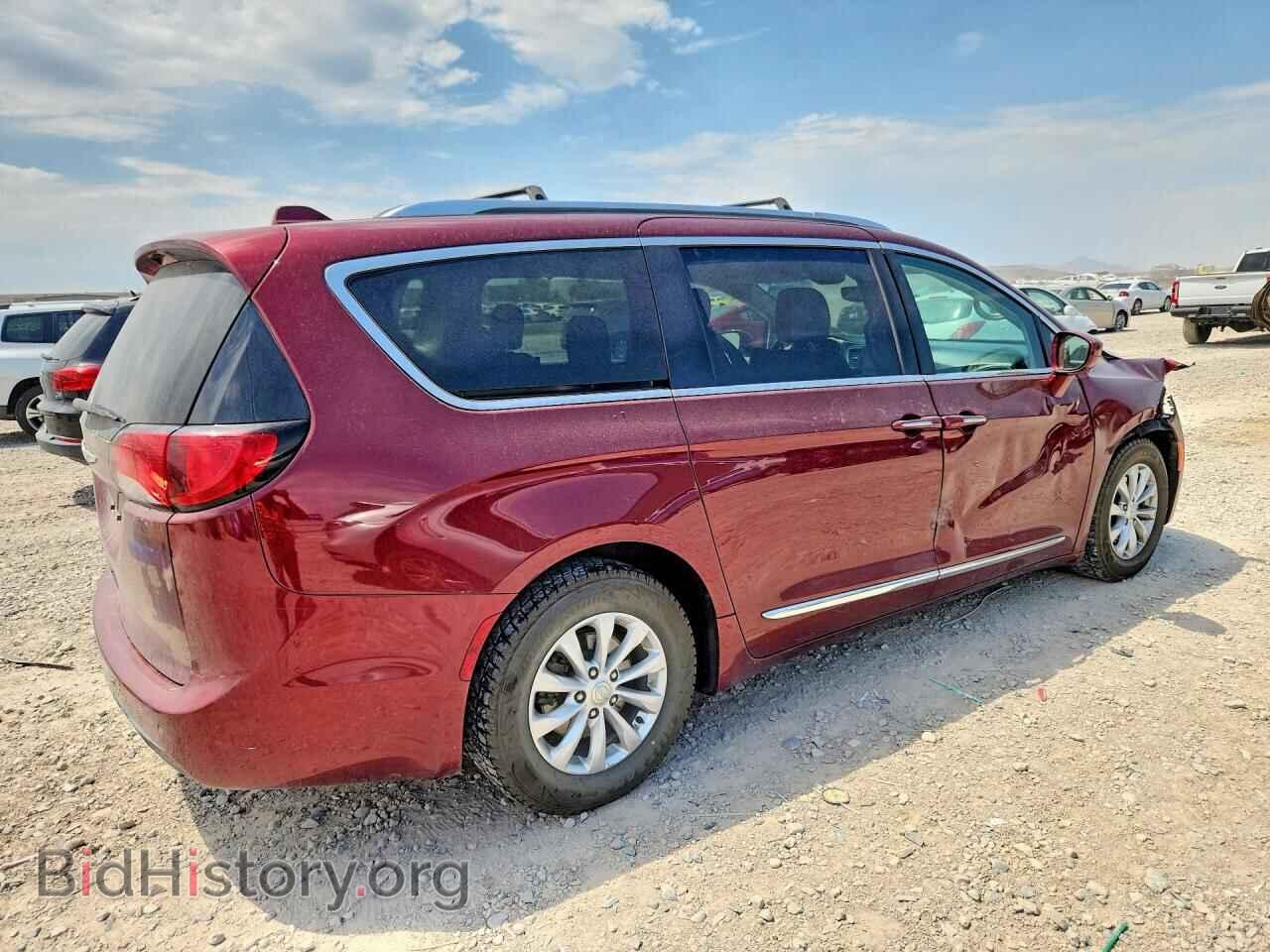 2018 CHRYSLER PACIFICA - VIN: 2C4RC1BG0JR156867 - Photo 3