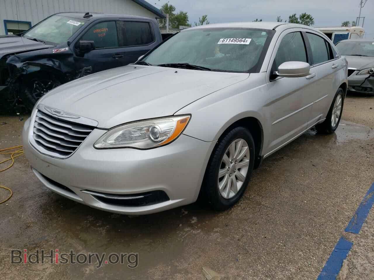 Photo 1C3BC1FG2BN568125 - CHRYSLER 200 2011