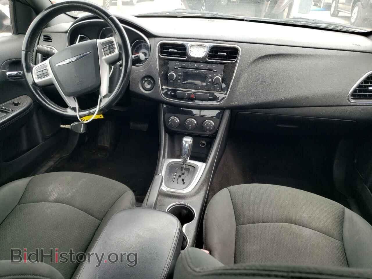 2011 CHRYSLER 200 - VIN: 1C3BC1FG2BN568125 - Фото 8