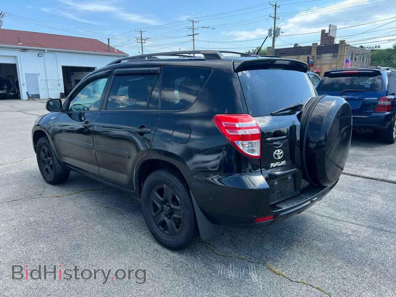2011 TOYOTA RAV4 - VIN: 2T3BF4DV5BW137955 - Фото 3