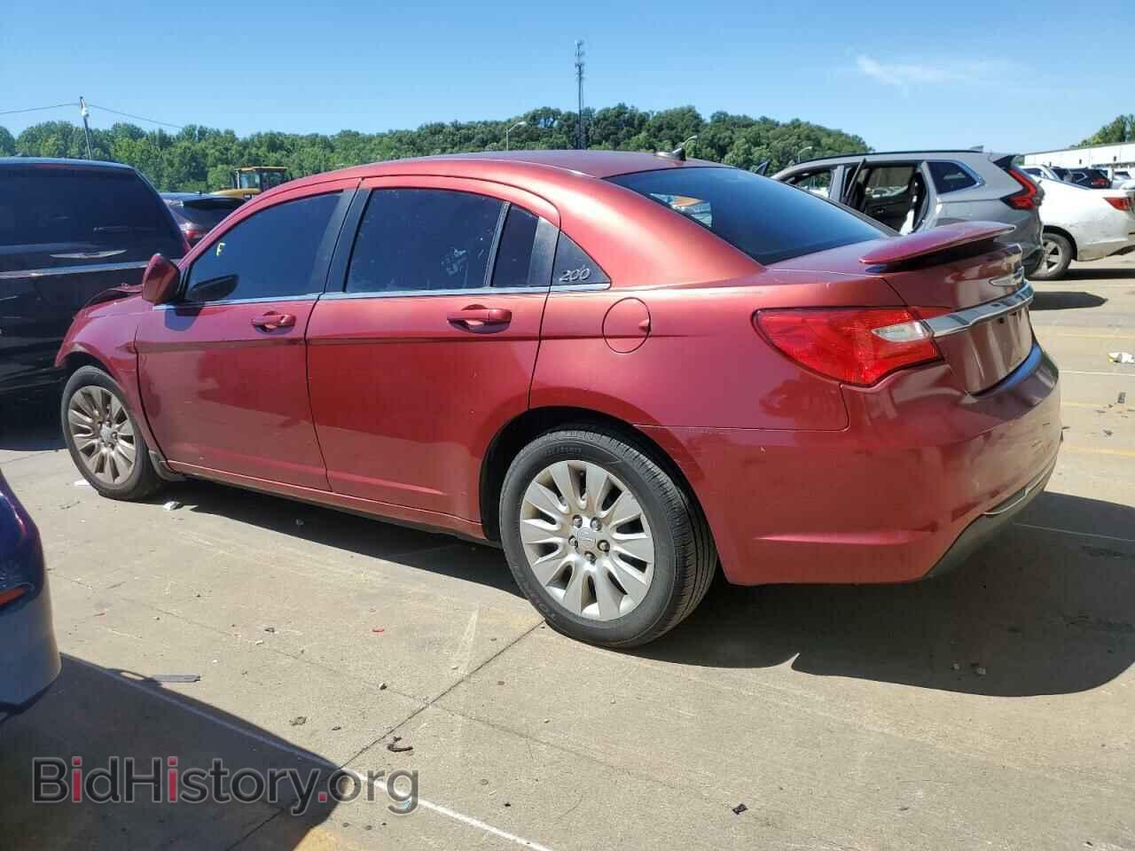 2013 CHRYSLER 200 - VIN: 1C3CCBAB1DN640635 - Фото 2
