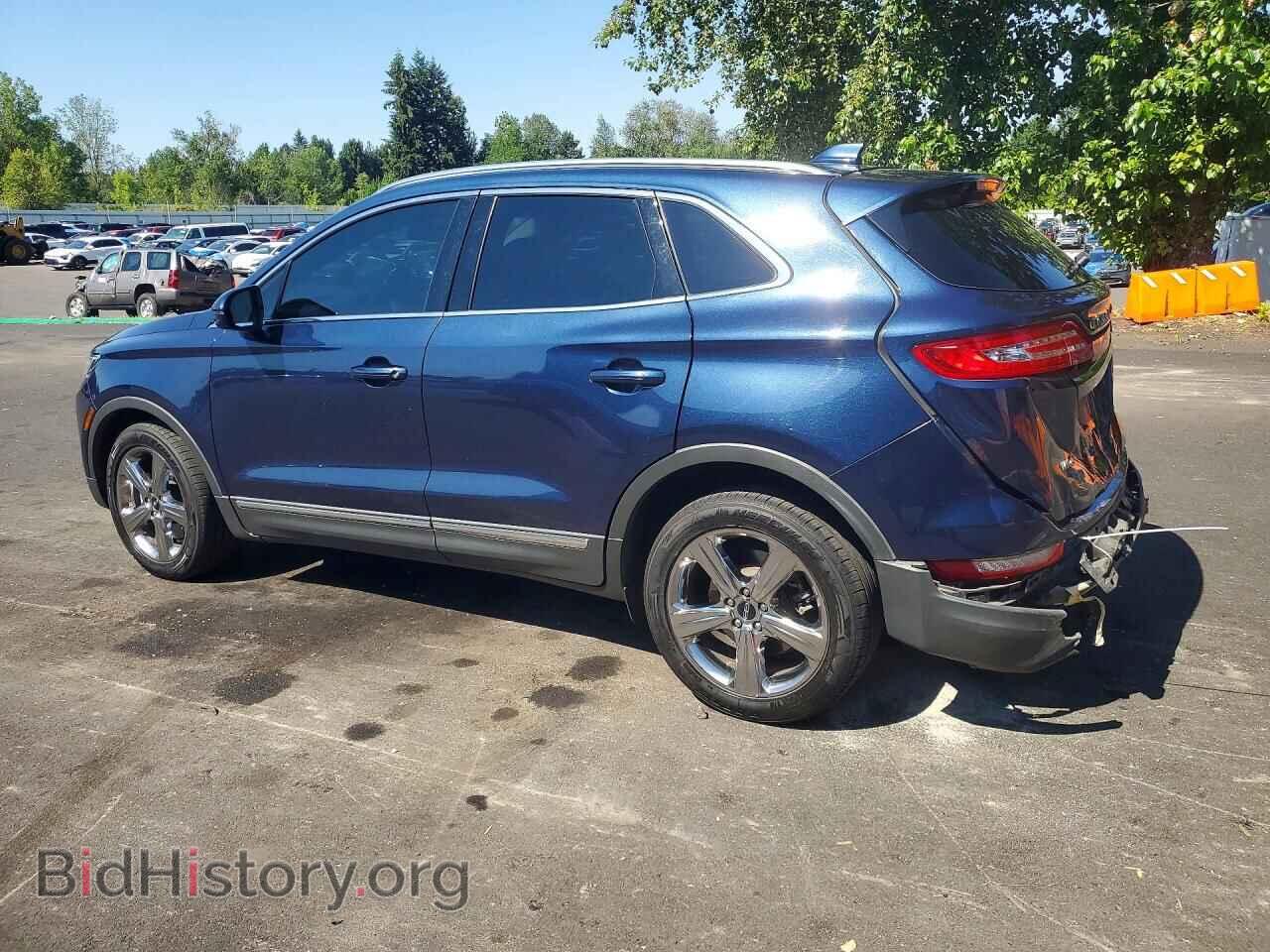 2017 LINCOLN MKC - VIN: 5LMCJ2D90HUL57982 - Photo 2