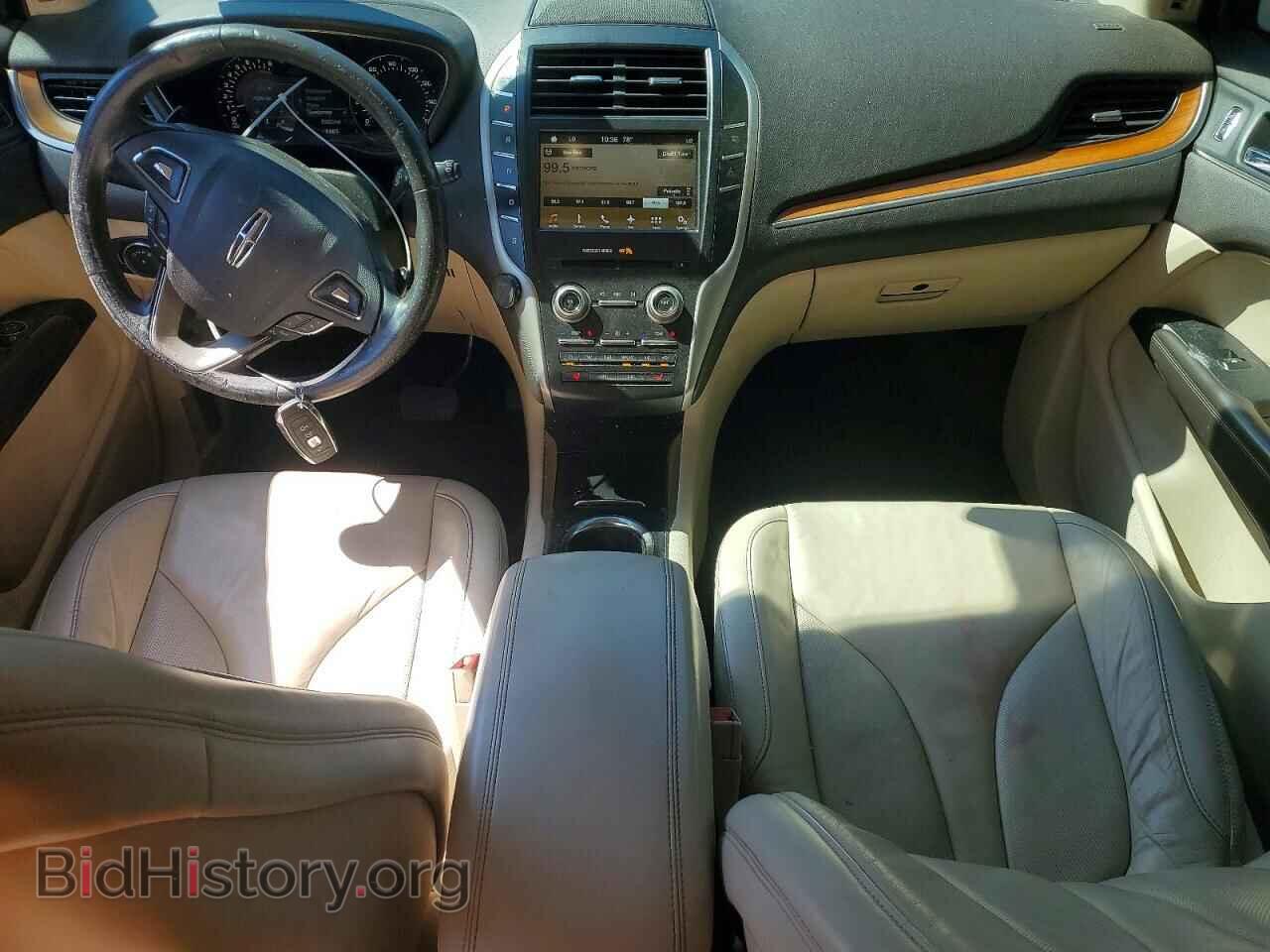 2017 LINCOLN MKC - VIN: 5LMCJ2D90HUL57982 - Photo 8