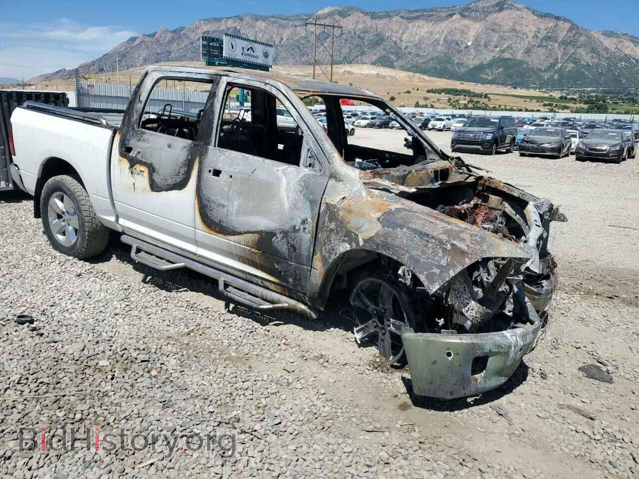 2017 RAM 1500 - VIN: 3C6RR7LT3HG523619 - Photo 4