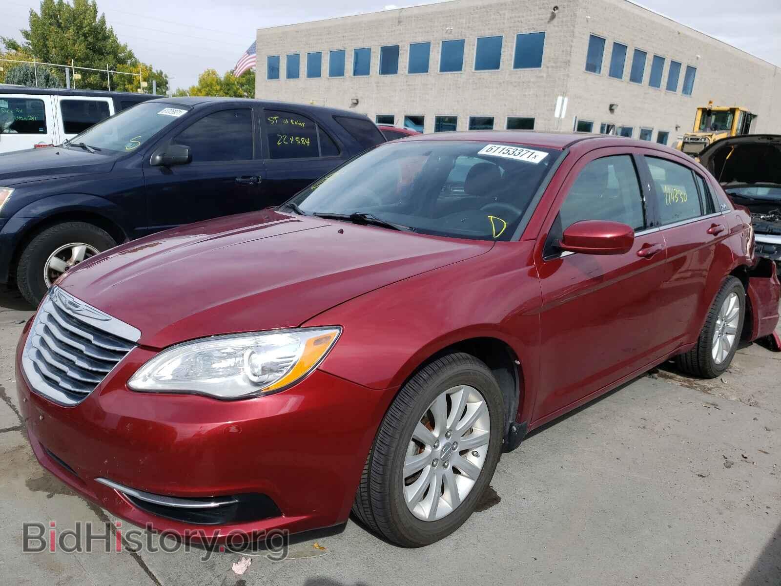 2013 CHRYSLER 200 - VIN: 1C3CCBBB7DN764018 - Фото 2