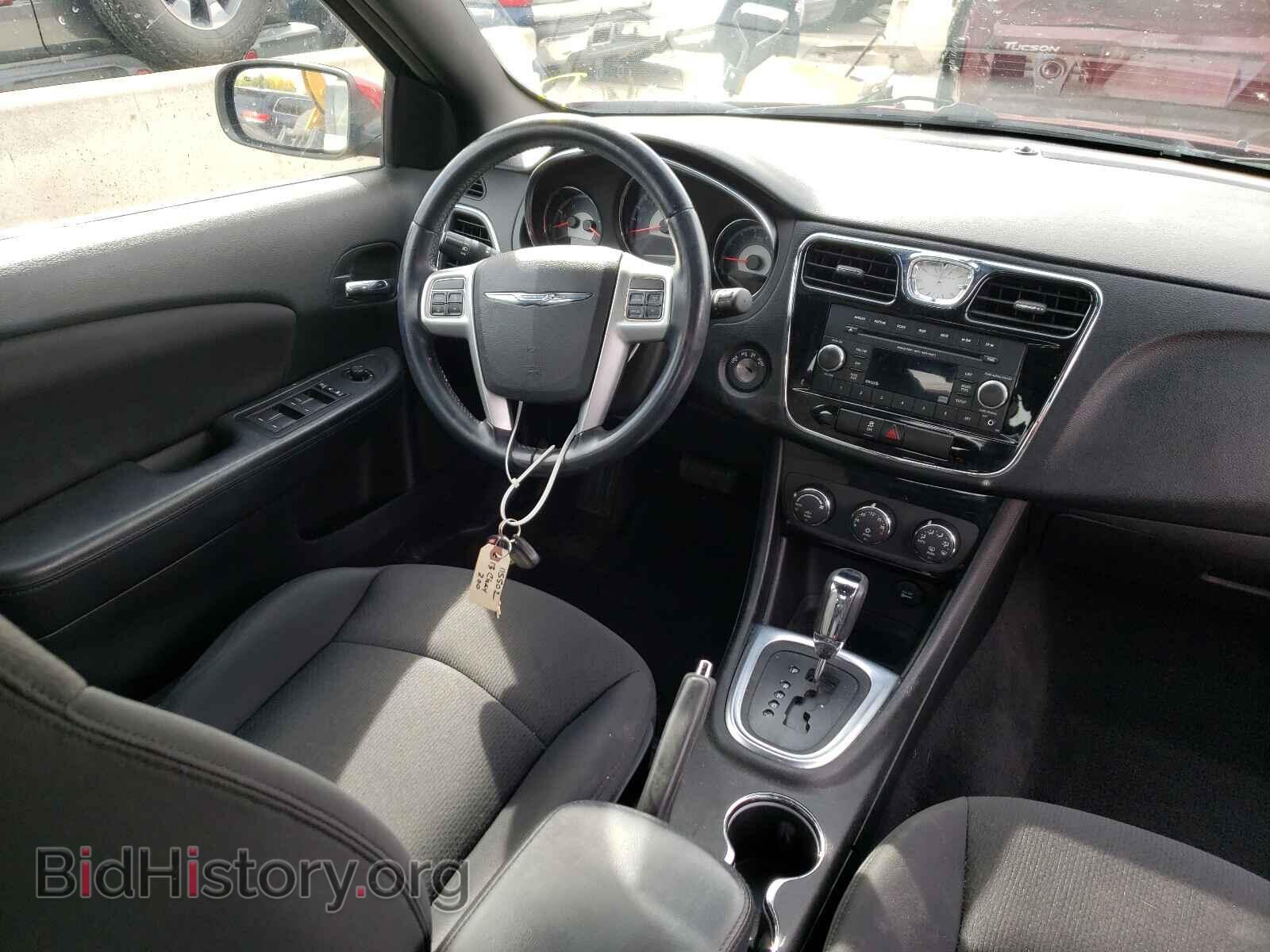 2013 CHRYSLER 200 - VIN: 1C3CCBBB7DN764018 - Фото 9