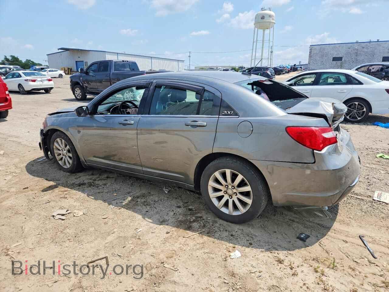 2012 CHRYSLER 200 - VIN: 1C3CCBBB0CN198136 - Photo 2