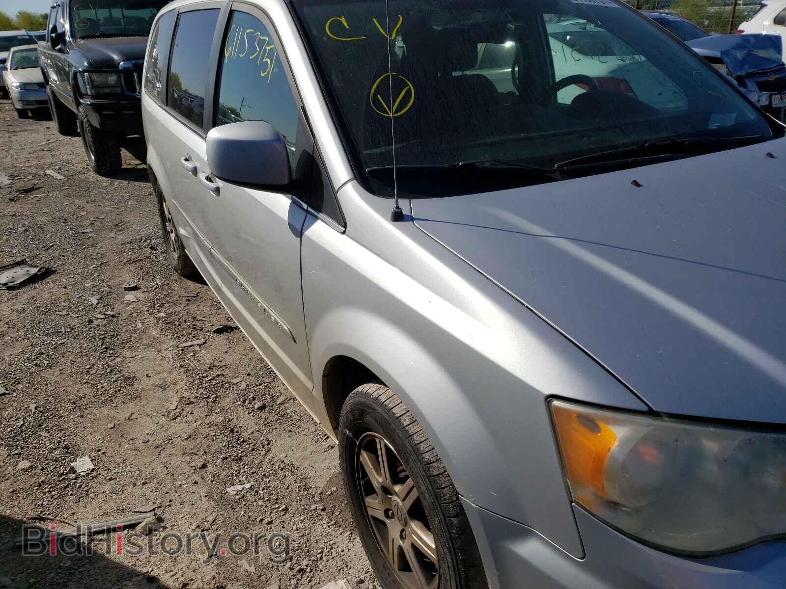 Фотография 2A4RR5DG3BR702379 - CHRYSLER MINIVAN 2011