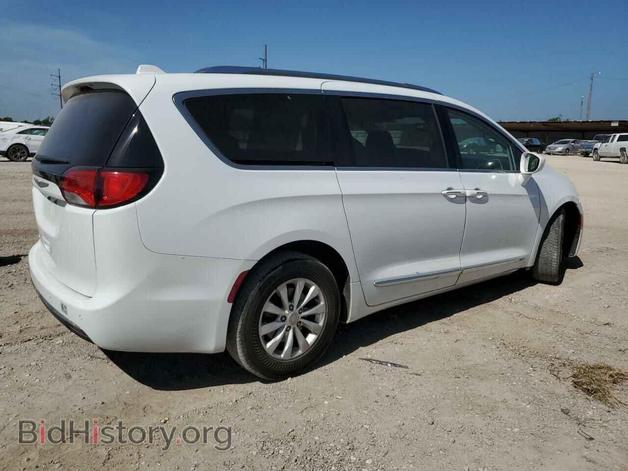 2018 CHRYSLER PACIFICA - VIN: 2C4RC1EG4JR144488 - Фото 3