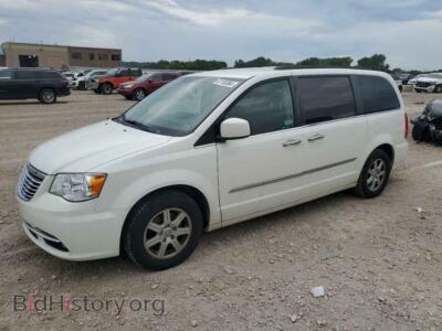 2011 Chrysler MINIVAN Touring, white — VIN 2A4RR5DG3BR677208, Copart