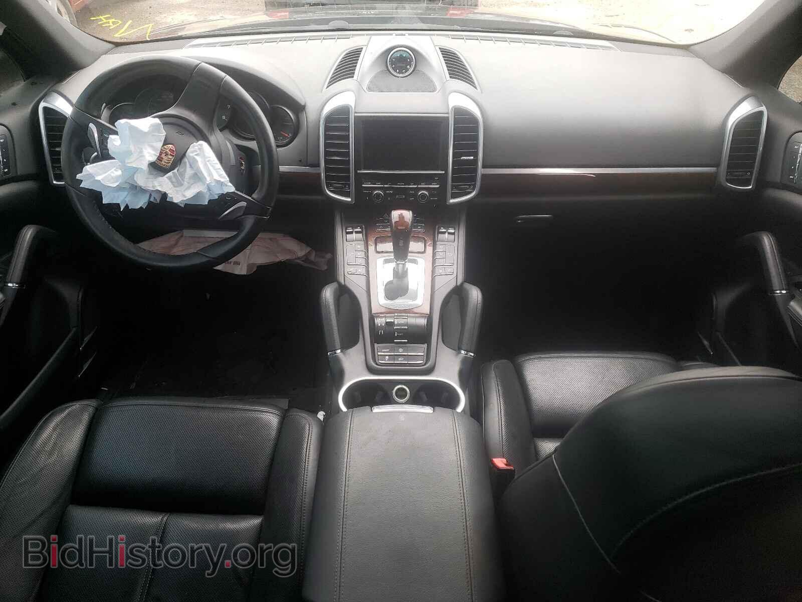 2011 PORSCHE CAYENNE - VIN: WP1AA2A22BLA03656 - Фото 9