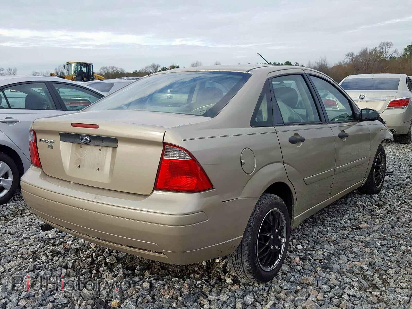 2007 FORD FOCUS - VIN: 1FAFP34N07W292940 - Фото 4