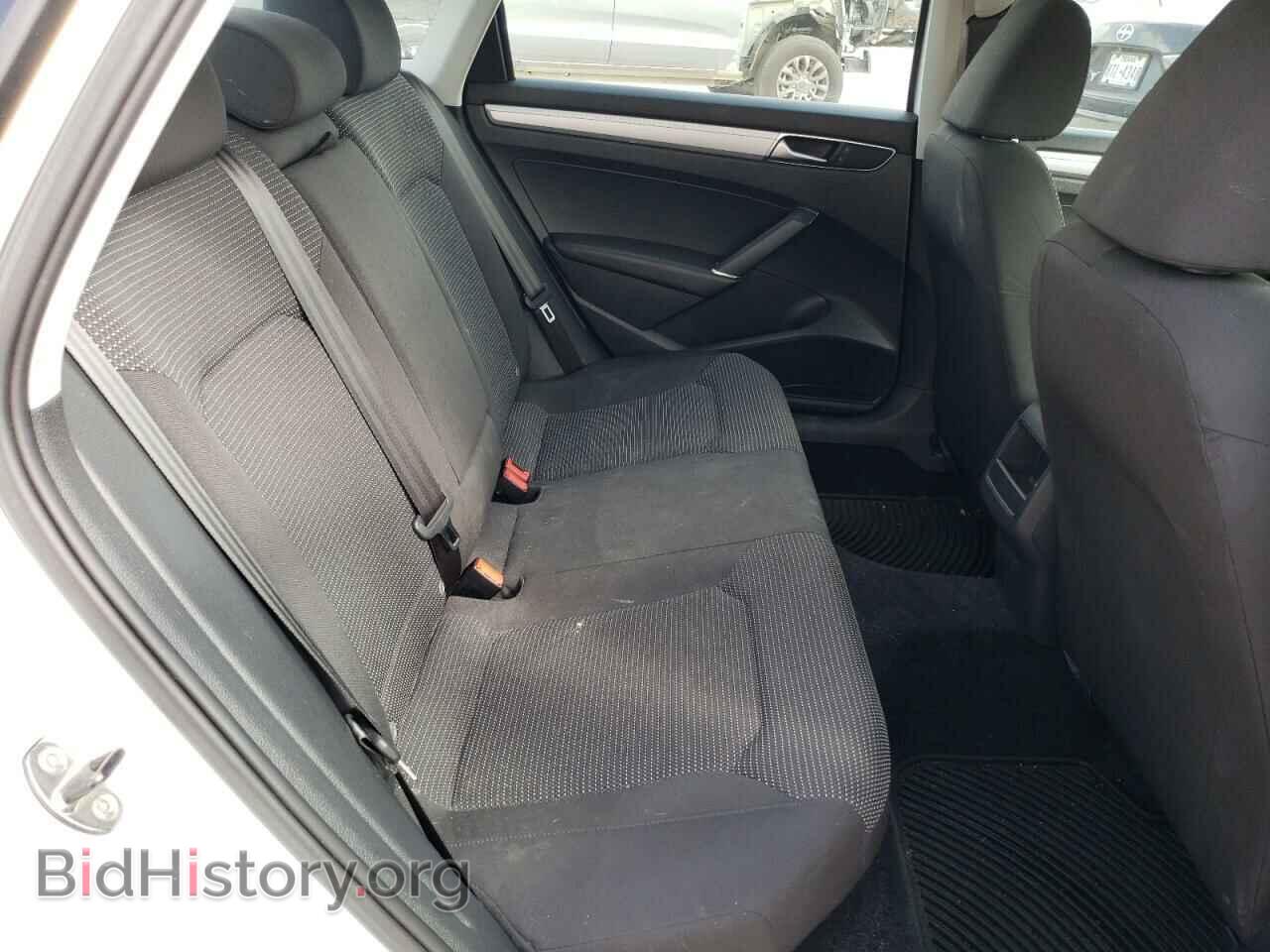 2017 VOLKSWAGEN PASSAT - VIN: 1VWAT7A3XHC019806 - Фото 10