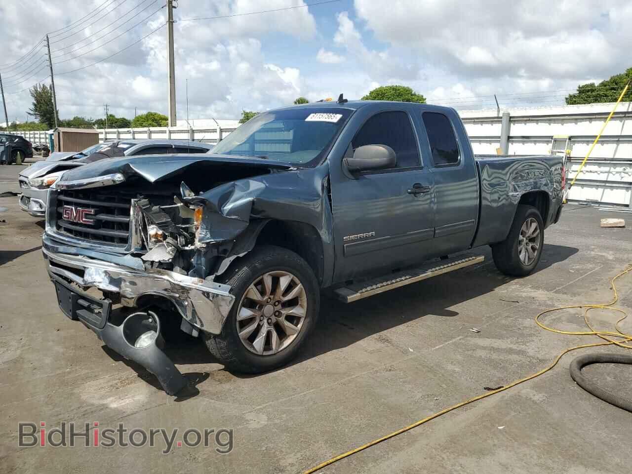 Photo 1GTR2VE33BZ412543 - GMC SIERRA 2011