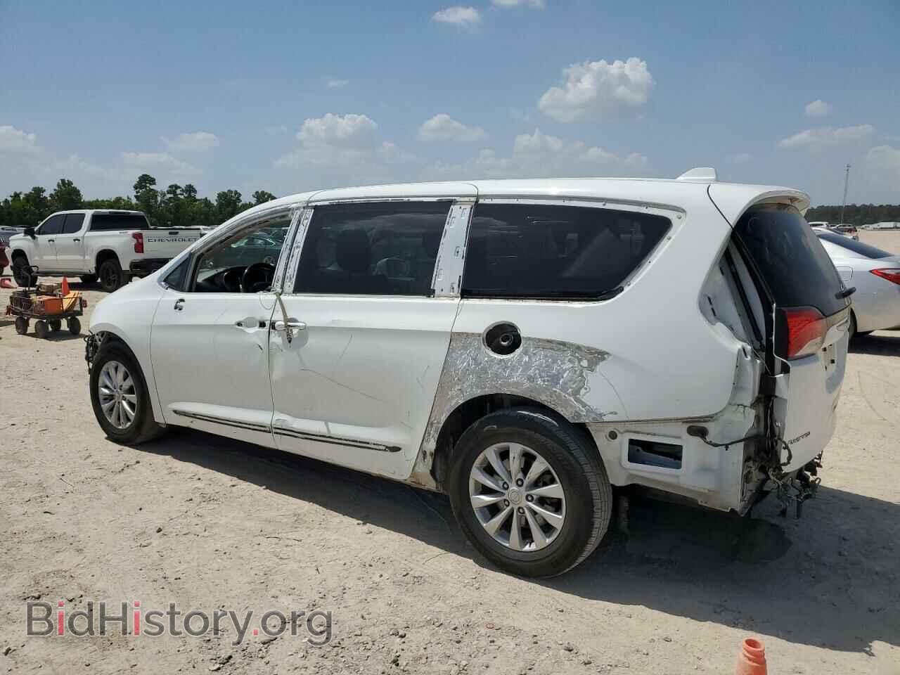 2017 CHRYSLER PACIFICA - VIN: 2C4RC1BG7HR523628 - Photo 2