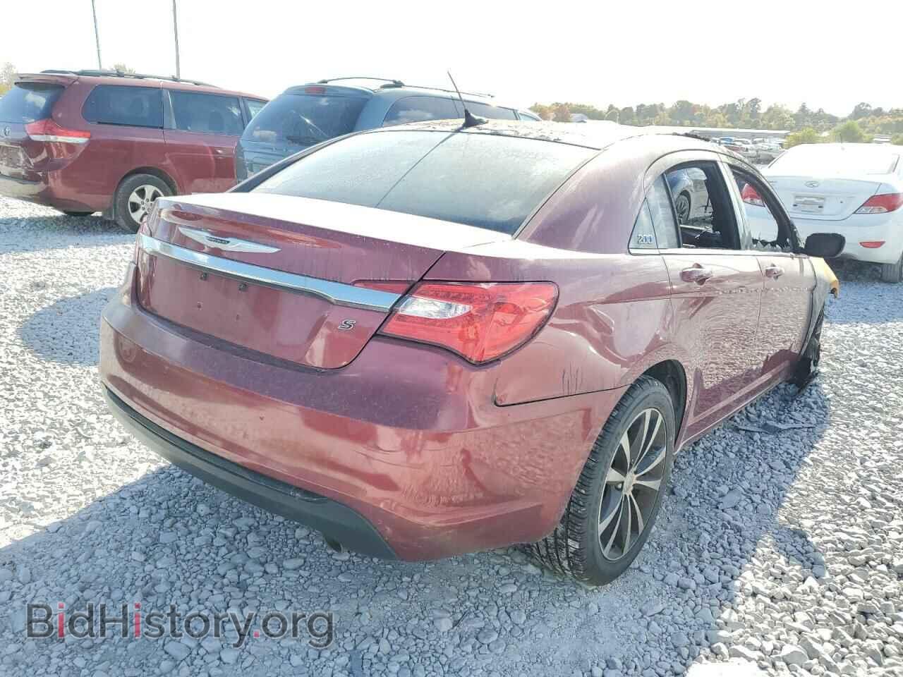 2012 CHRYSLER 200 - VIN: 1C3CCBHG4CN302906 - Фото 4