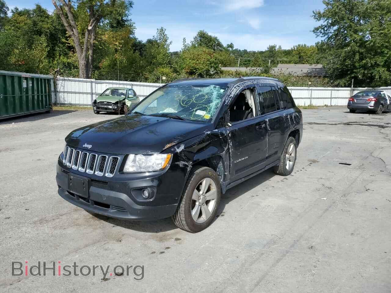 2012 JEEP COMPASS - VIN: 1C4NJDEB0CD659570 - Photo 2