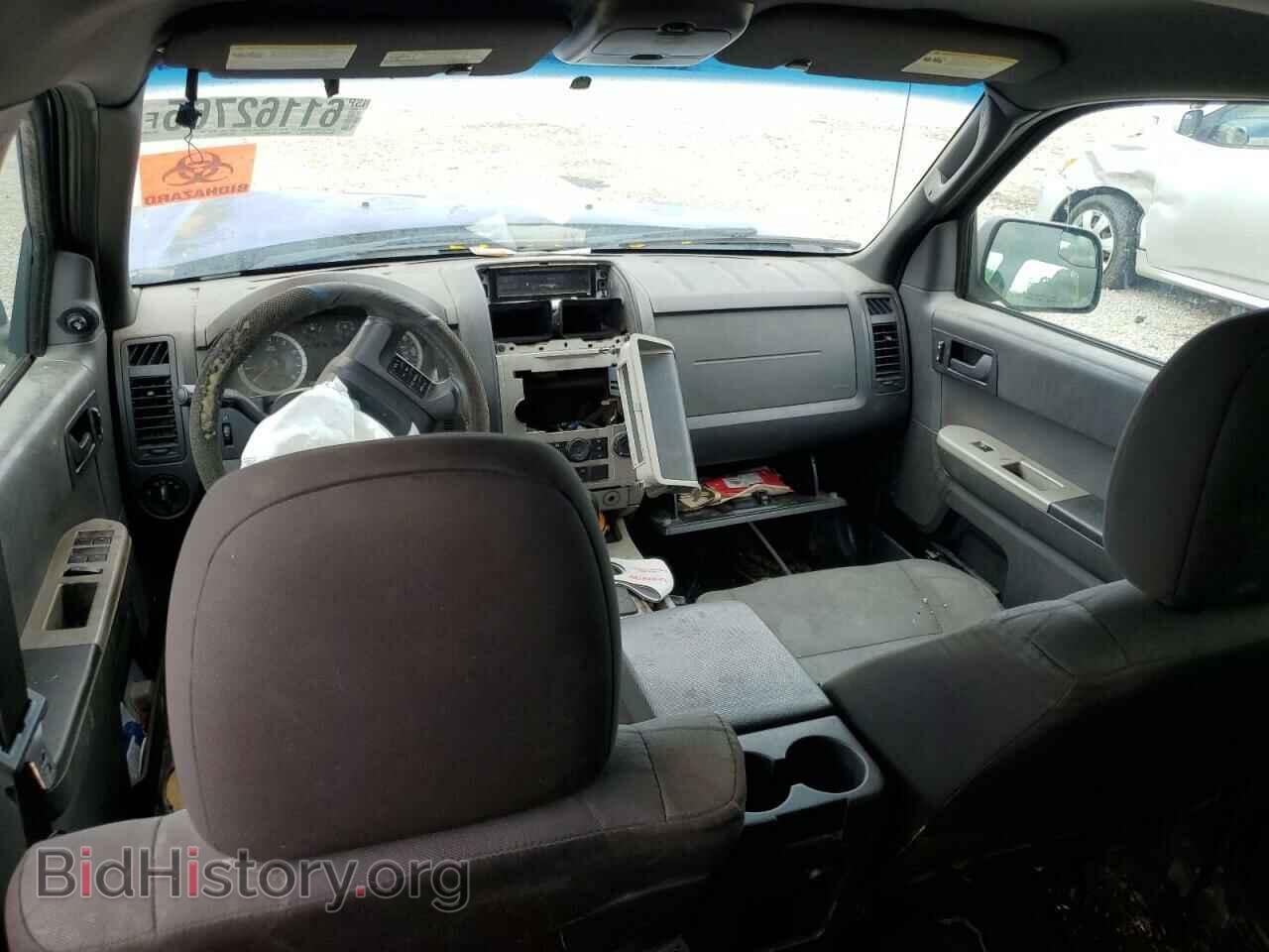 2011 FORD ESCAPE - VIN: 1FMCU0D71BKA26912 - Фото 8