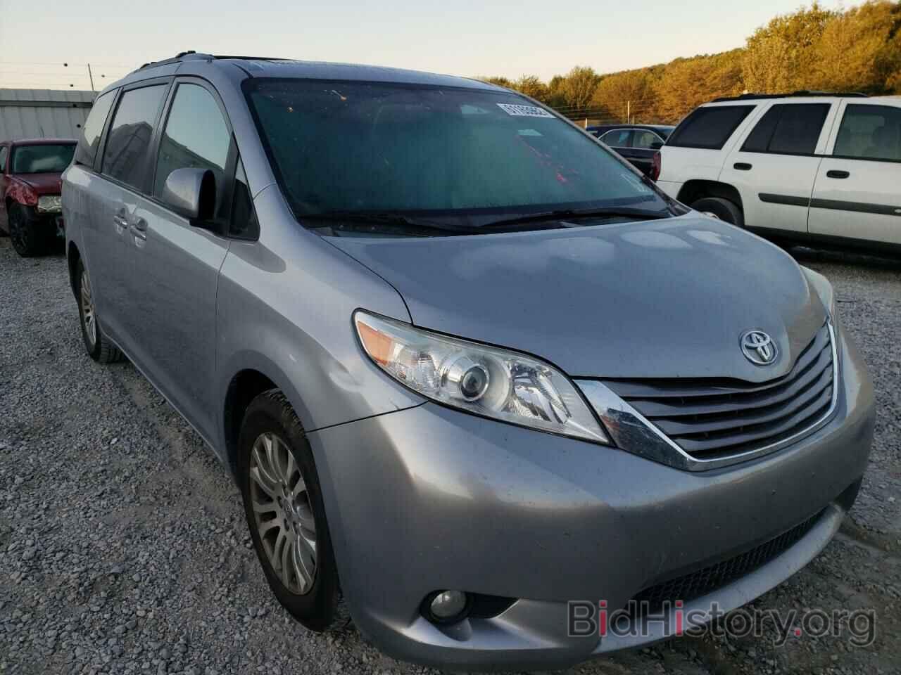 Фотография 5TDYK3DC9FS546644 - TOYOTA SIENNA 2015