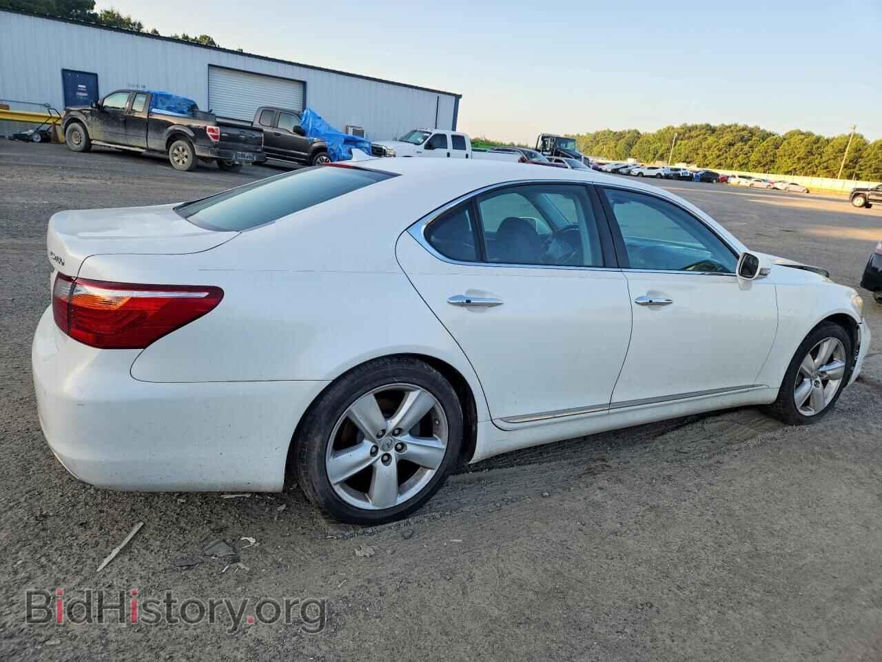 2011 LEXUS LS460 - VIN: JTHBL5EF5B5104689 - Photo 3