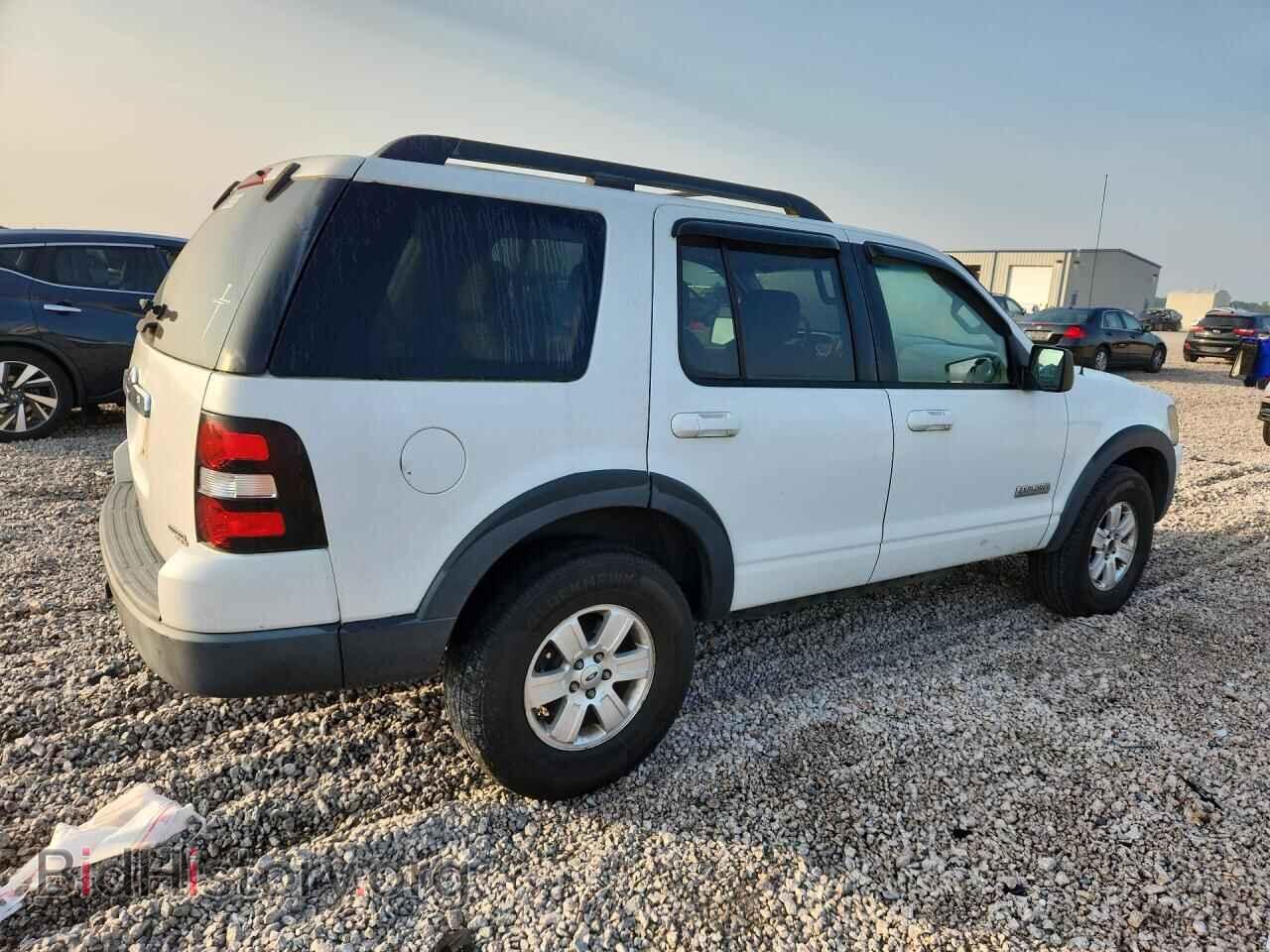 2007 FORD EXPLORER - VIN: 1FMEU63E07UB24756 - Photo 3