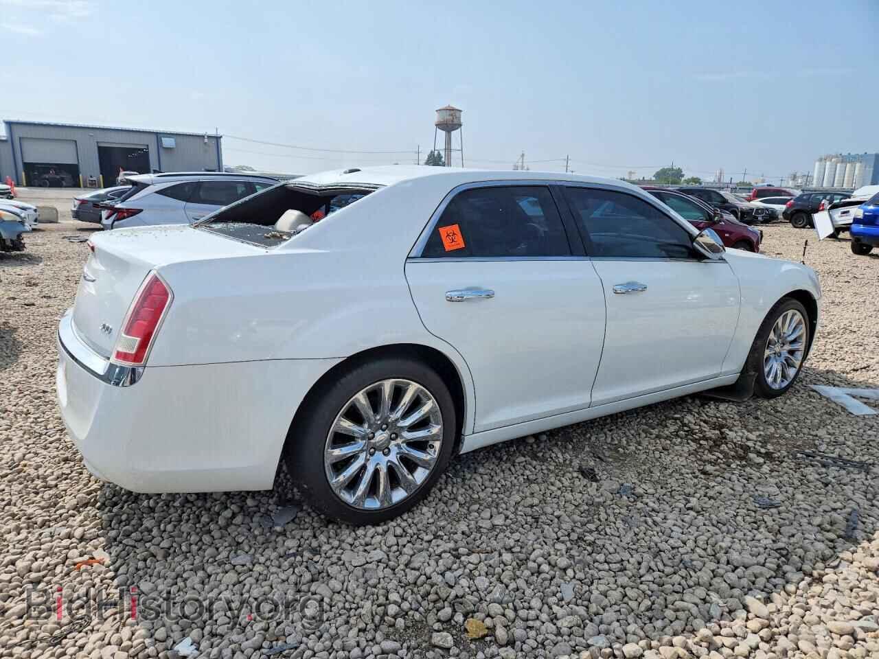 2014 CHRYSLER 300 - VIN: 2C3CCAAG9EH327672 - Photo 3