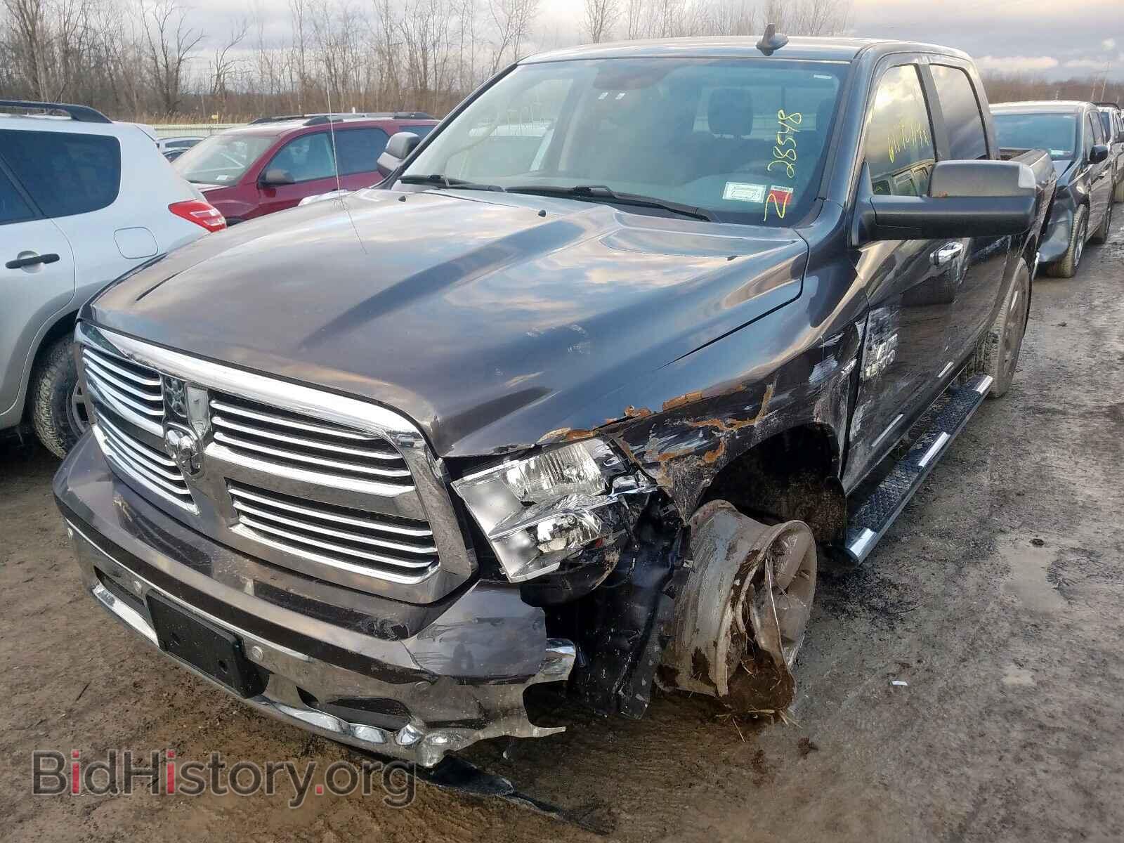 2017 RAM 1500 - VIN: 3C6RR7LT4HG660357 - Фото 2