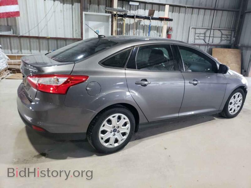 2012 Ford FOCUS (VIN 1FAHP3F28CL444261) — фото 3 из 12