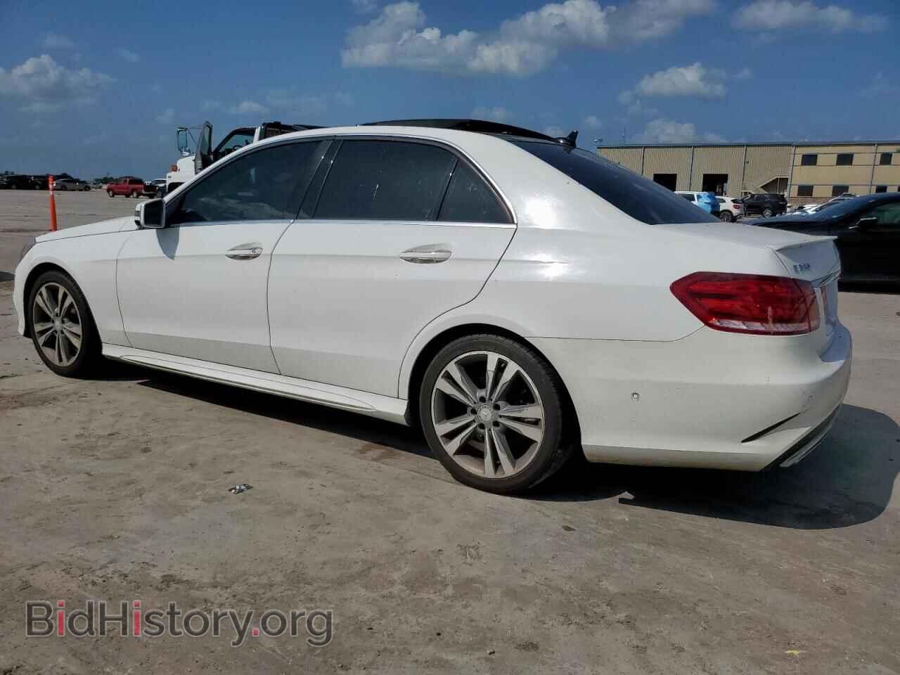 2015 MERCEDES-BENZ E-CLASS - VIN: WDDHF5KB5FB110820 - Фото 2