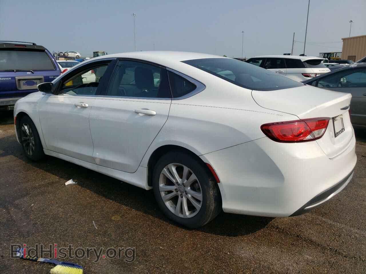 2015 CHRYSLER 200 - VIN: 1C3CCCAB4FN653601 - Photo 2